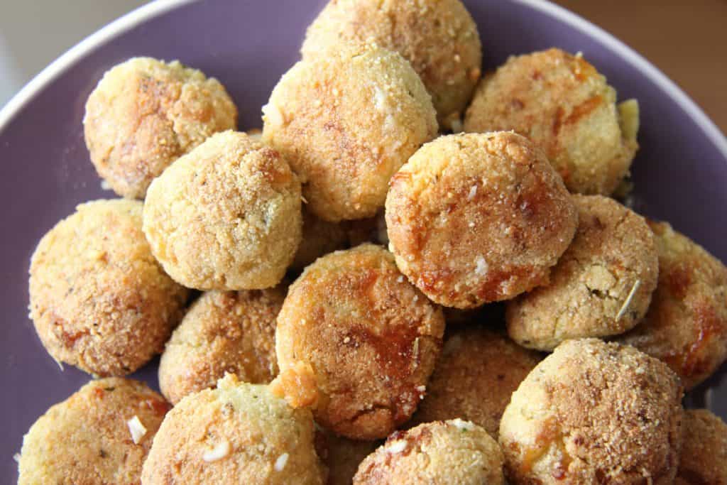 Garlic and Pesto Dough Balls