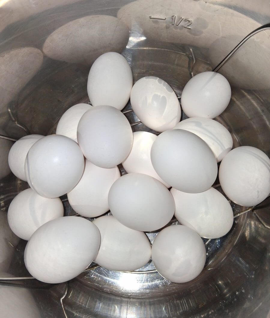 Fuss-Free Instant Pot Hard Boiled Eggs 🥚